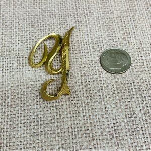Mamselle Vintage Initial Y Gold Brooch